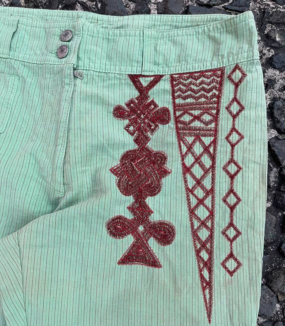 Dries Van Noten Dries Van Noten - Ethnic Pattern Stripe Pant Size 28" / US 6 / IT 42 - 2 Thumbnail