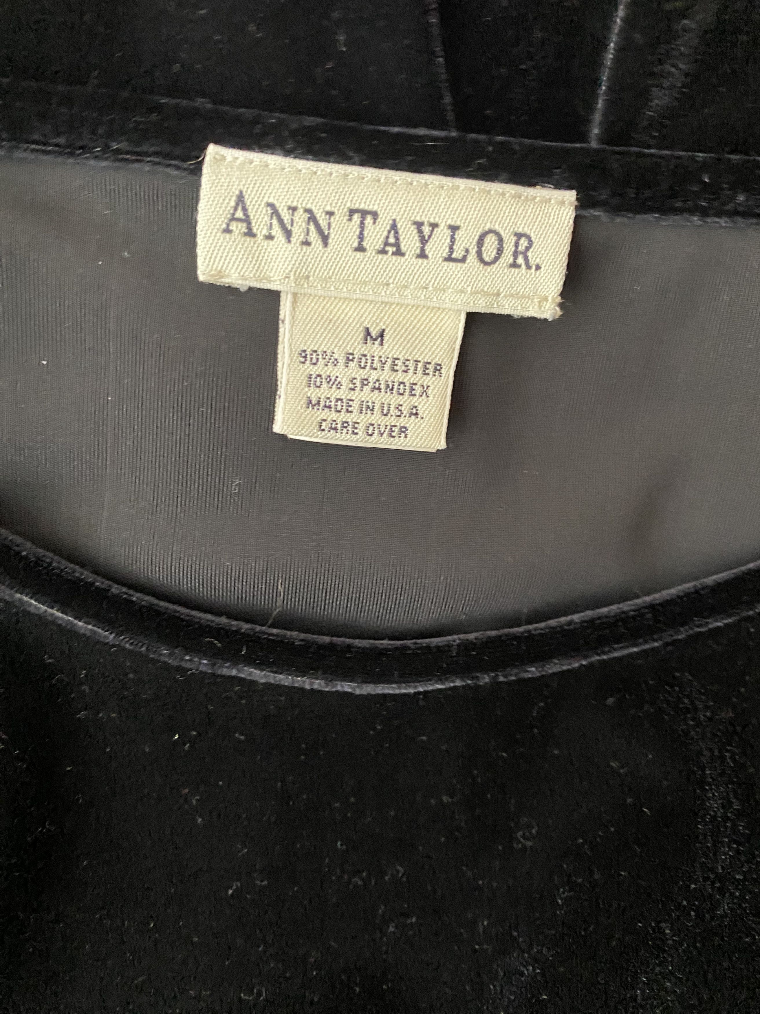 Ann Taylor Black Velvet Long Sleeve Size M / US 6-8 / IT 42-44 - 6 Thumbnail