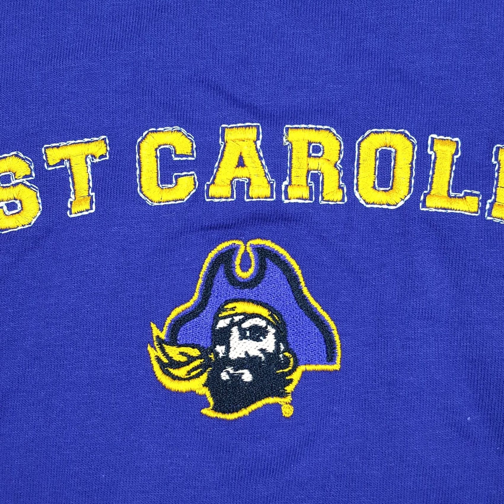 Vintage VINTAGE East Carolina Pirates Nike? T-Shirt Size US L / EU 52-54 / 3 - 3 Thumbnail