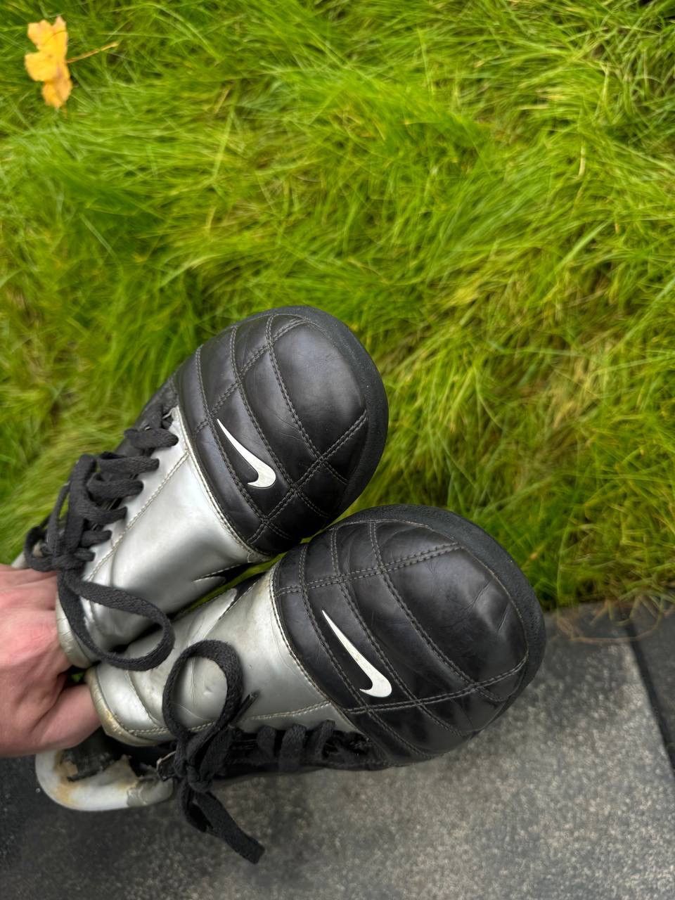 Nike Iconic 2005 Nike Total 90 Football Soccer Shoes Size US 10 / EU 43 - 9 Thumbnail