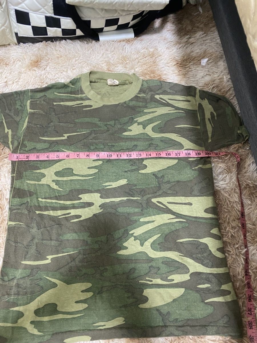 Other vintage signal USA camo tshirt 50/50-1980s military style Size US L / EU 52-54 / 3 - 5 Thumbnail