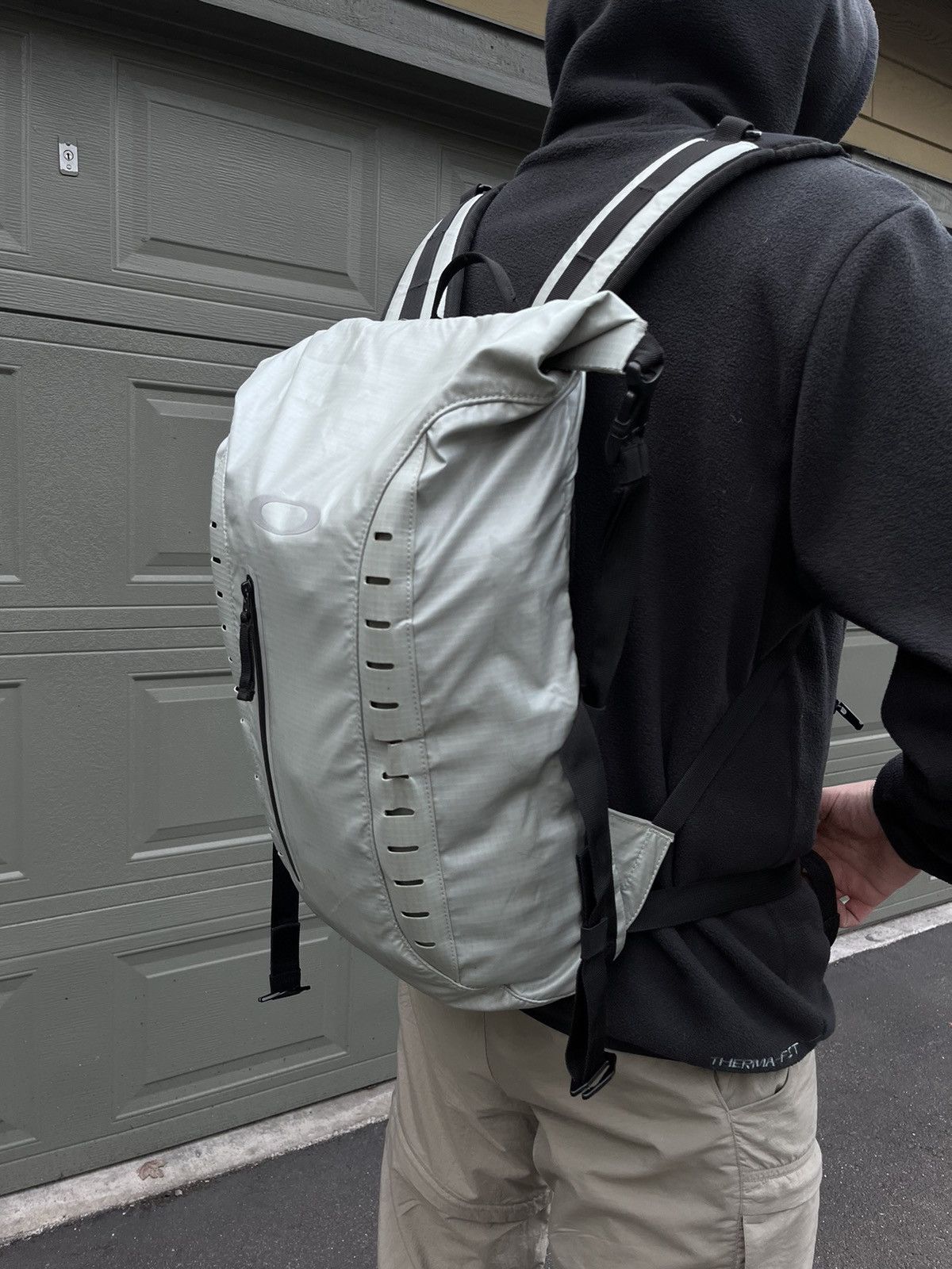 Oakley × Vintage Vintage Oakley Tech Backpack Japan Gropcore Style Y2K Size ONE SIZE - 3 Thumbnail