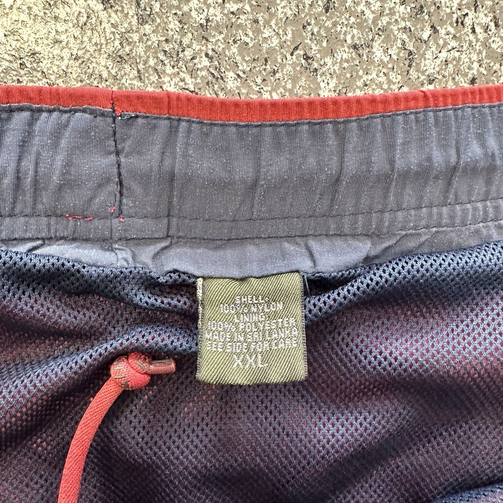 Eddie Bauer VINTAGE Eddie Bauer Swim Trunks Mens 2XL Red Nylon Trunks Lined Pockets Size US 39 - 2 Thumbnail