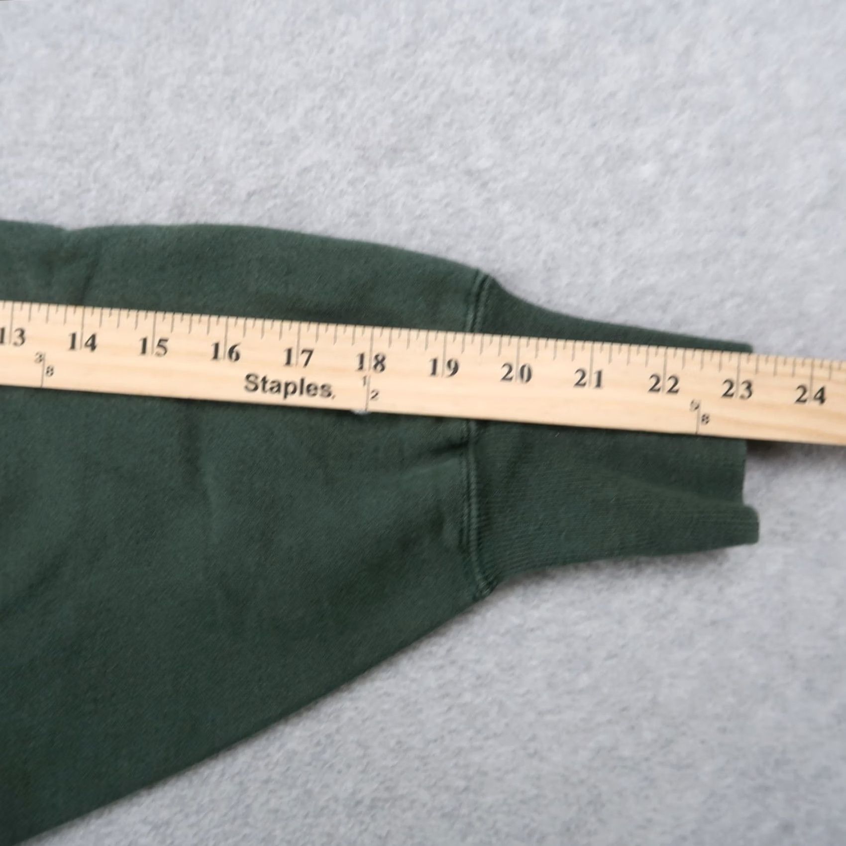 Champion VINTAGE Champion Reverse Weave Tufts University Crewneck Sweatshirt XL Green Graphic Print Men’s Pullover Sweatshirt Size US XL / EU 56 / 4 - 7 Thumbnail