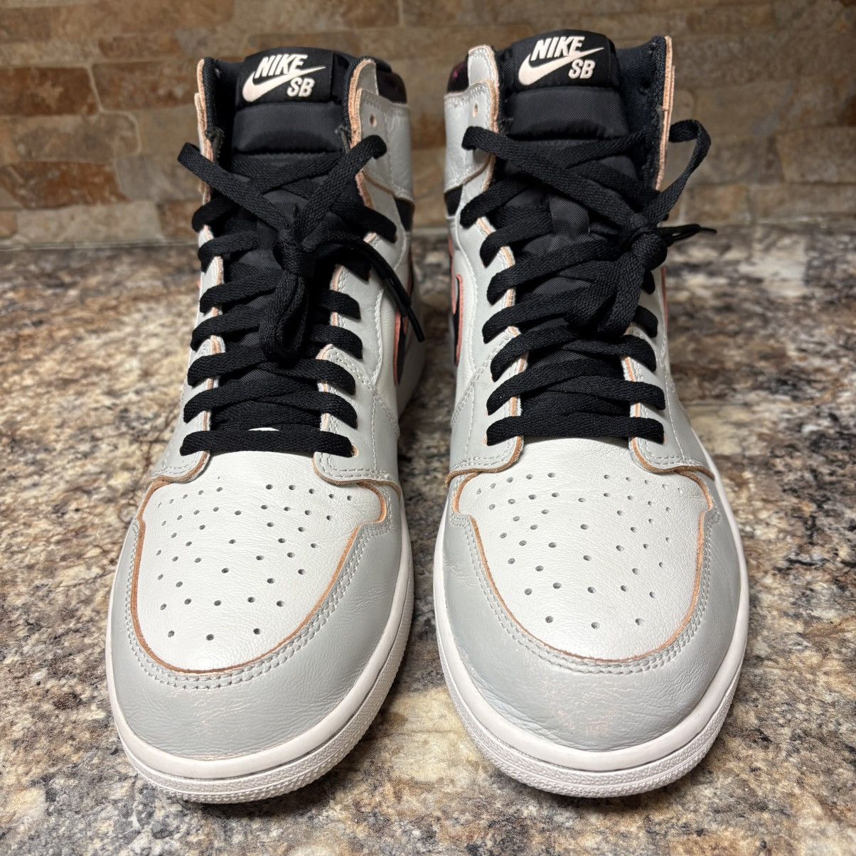Jordan Brand Air Jordan 1 High x Nike SB NYC To Paris Size 13 Size US 13 / EU 46 - 3 Thumbnail