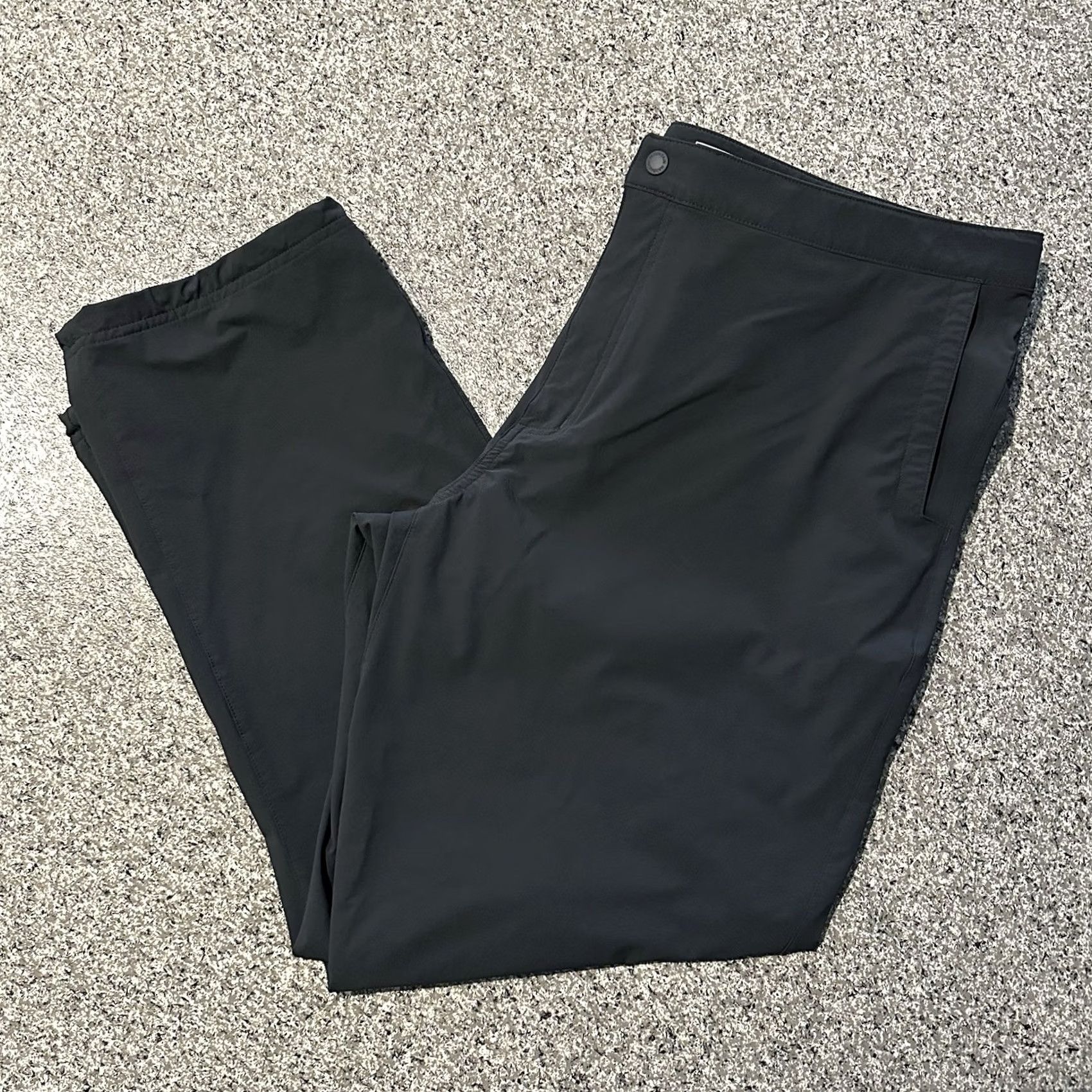 Mountain Hardwear Mountain Hardwear Pants Mens 40x30 Grey Nylon Stretch Outdoor Hiking Size US 40 / EU 56 - 2 Thumbnail