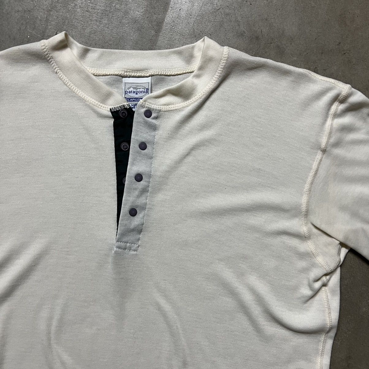 Patagonia × Vintage Patagonia Capilene 🇺🇸 Long-Sleeve Henley Shirt Size US M / EU 48-50 / 2 - 1 Thumbnail