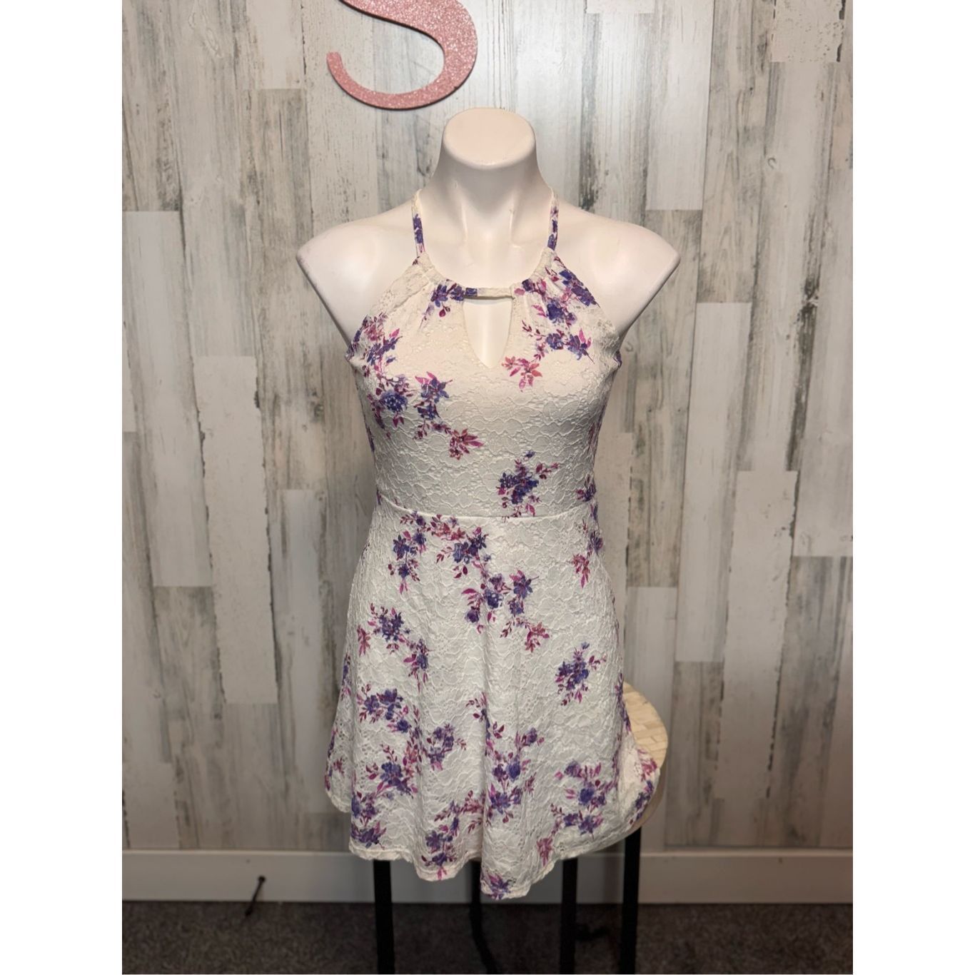 Other Candie’s White Floral Lace Halter Dress XS Size XS / US 0-2 / IT 36-38 - 2 Thumbnail