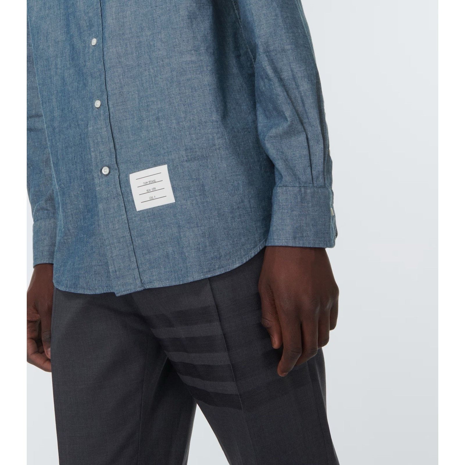 Thom Browne NWT Thom Browne Chambray 4-bar Shirt Size 3 Made in Italy Size US L / EU 52-54 / 3 - 9 Thumbnail