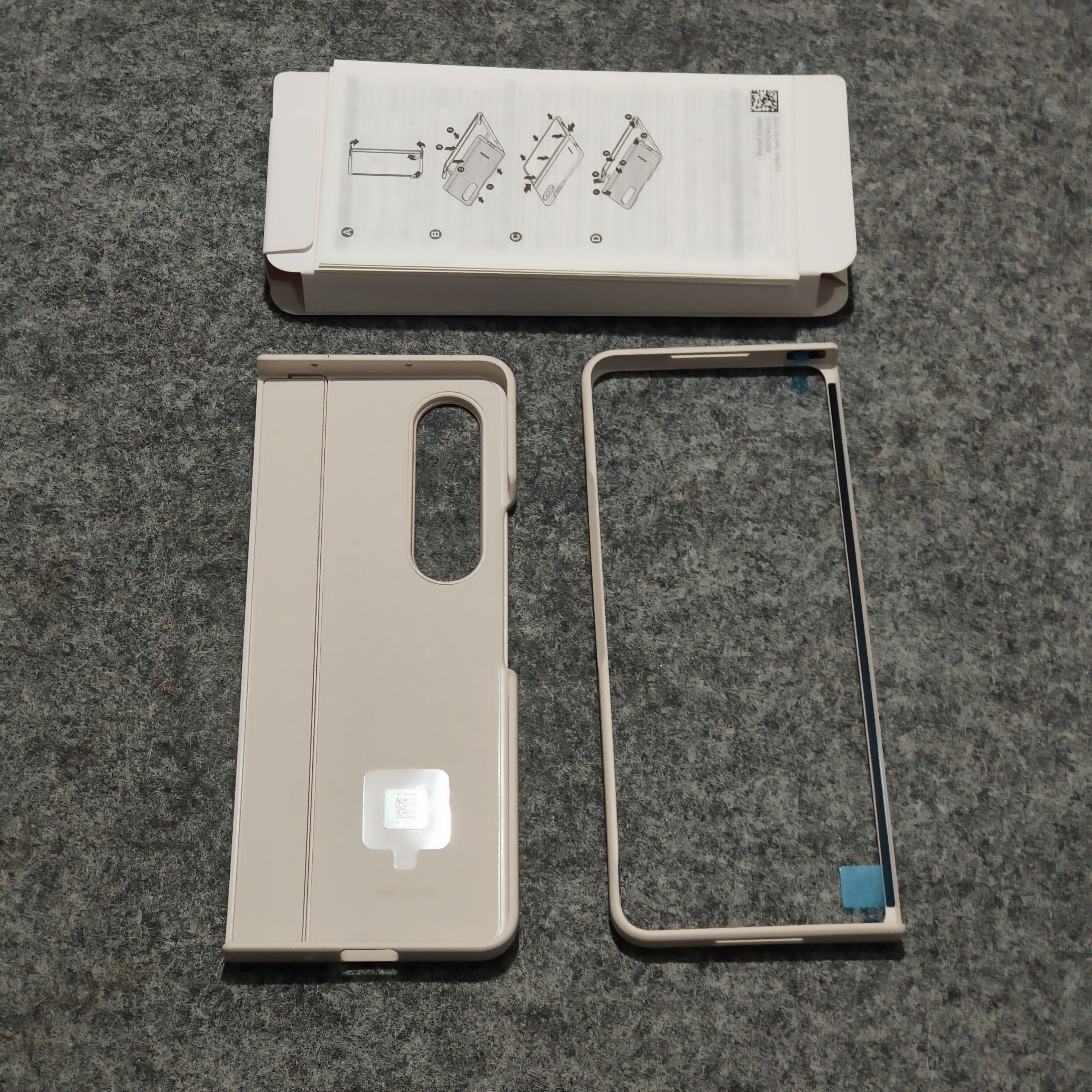 Samsung 🔥Samsung Galaxy Z Fold4 Slim Standing Cover Size ONE SIZE - 4 Thumbnail