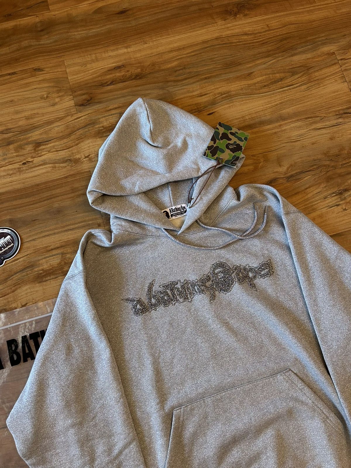 Bape NEW Bape Sparkles Graphic Logo Pullover Hoodie Size US S / EU 44-46 / 1 - 3 Thumbnail