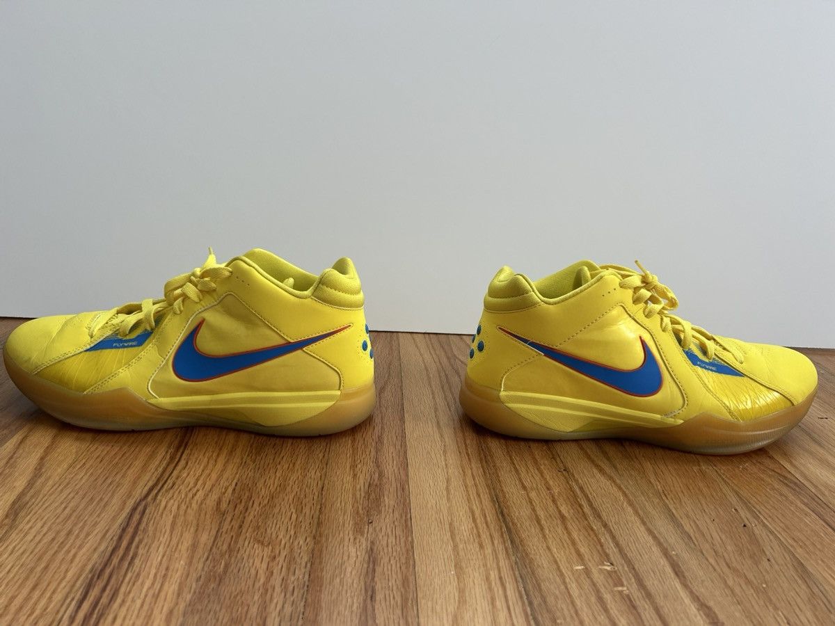 Nike Nike Zoom KD 3 III Christmas 2010 Size 11 Size US 11 / EU 44 - 2 Thumbnail