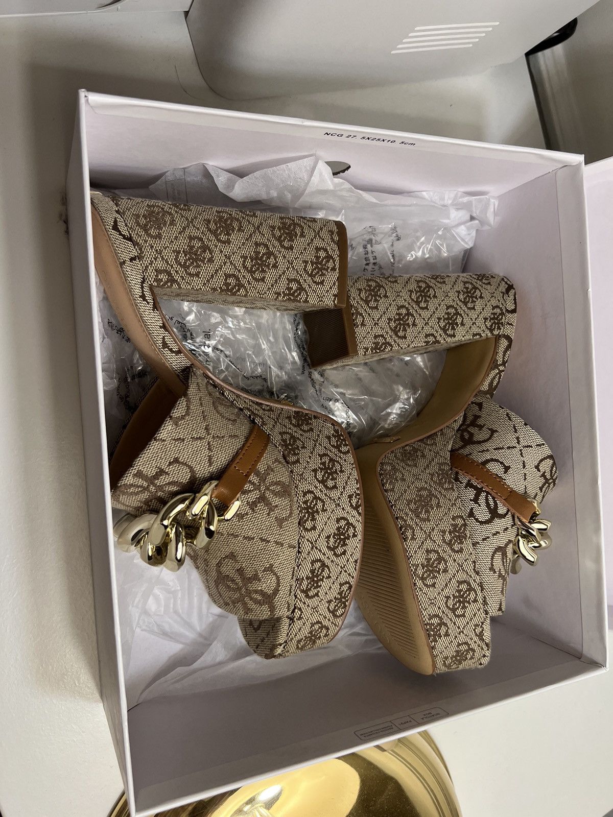 Guess Guess Heels Size US 5 / IT 35 - 5 Thumbnail
