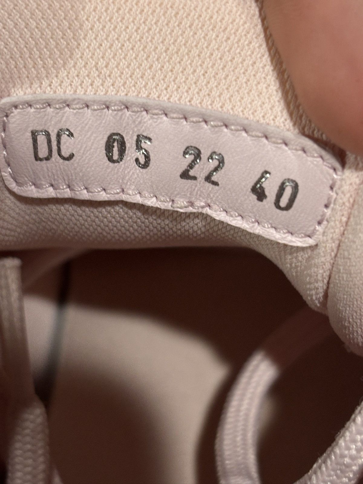Dior DIOR B22 PINK WORN ONCE SIZE 40EU Size US 7 / EU 40 - 9 Thumbnail