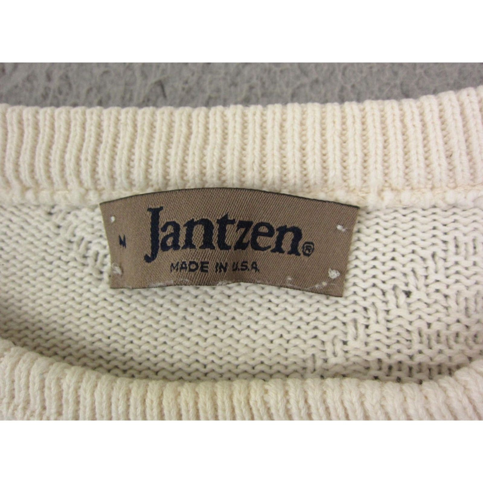 Jantzen VINTAGE Jantzen Sweater Mens Regular Medium Beige Knit Crew Neck pullover 80s 90s Outdoor All Seasons Size US L / EU 52-54 / 3 - 4 Thumbnail