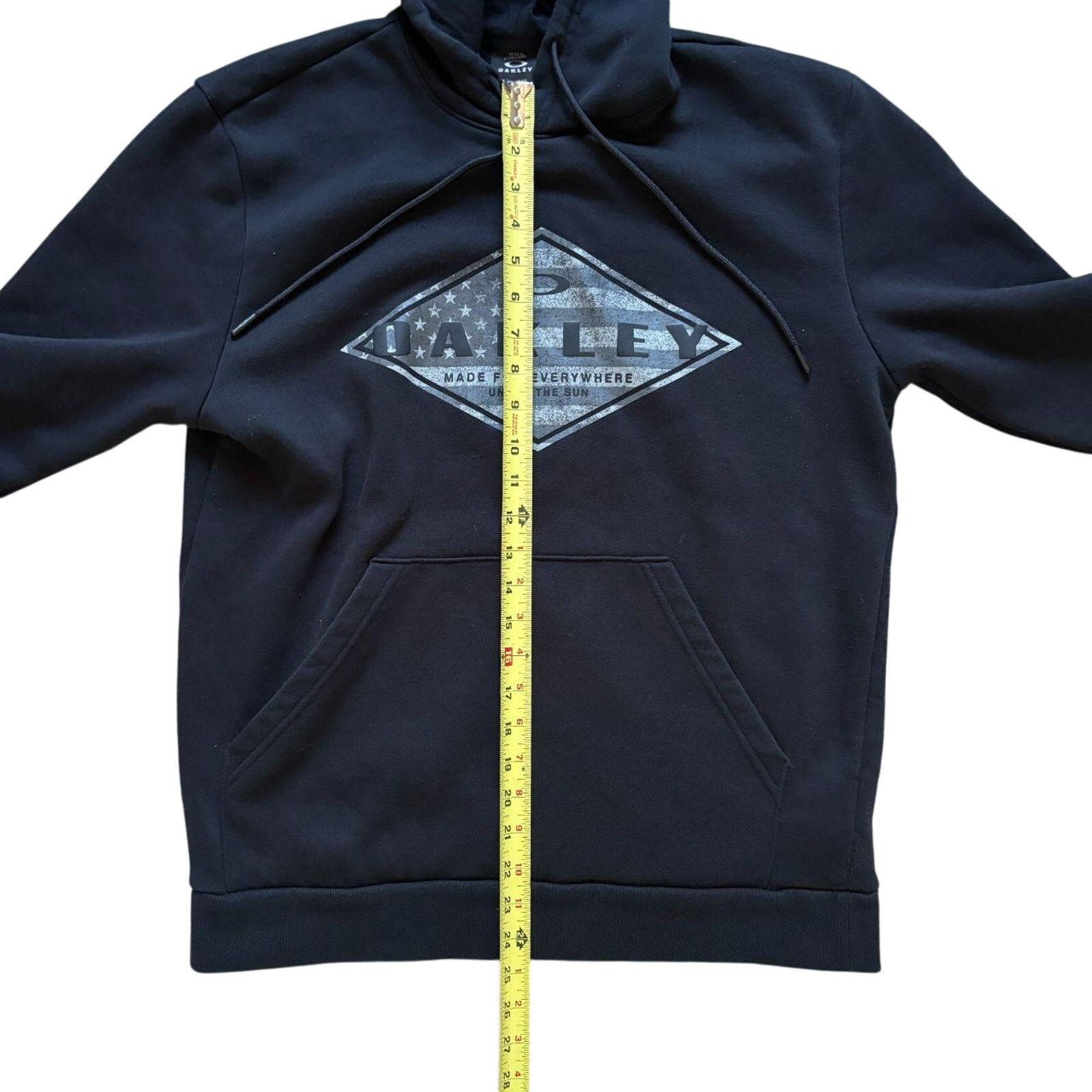 Oakley y2k 2000s style Oakley Sunglasses USA flag black hoodie M Size US M / EU 48-50 / 2 - 6 Thumbnail