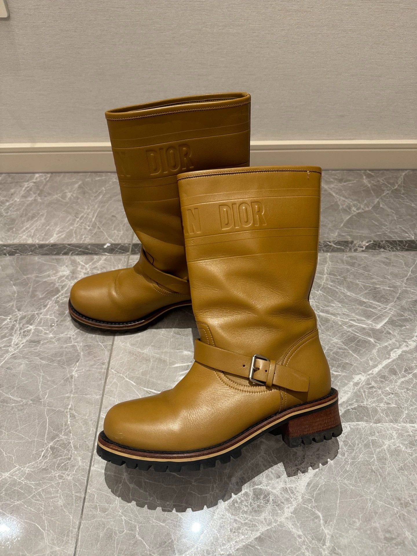 Dior Dior mid-calf boots nappa camel/brown 37.5 98new Size US 7 / IT 37 - 3 Thumbnail