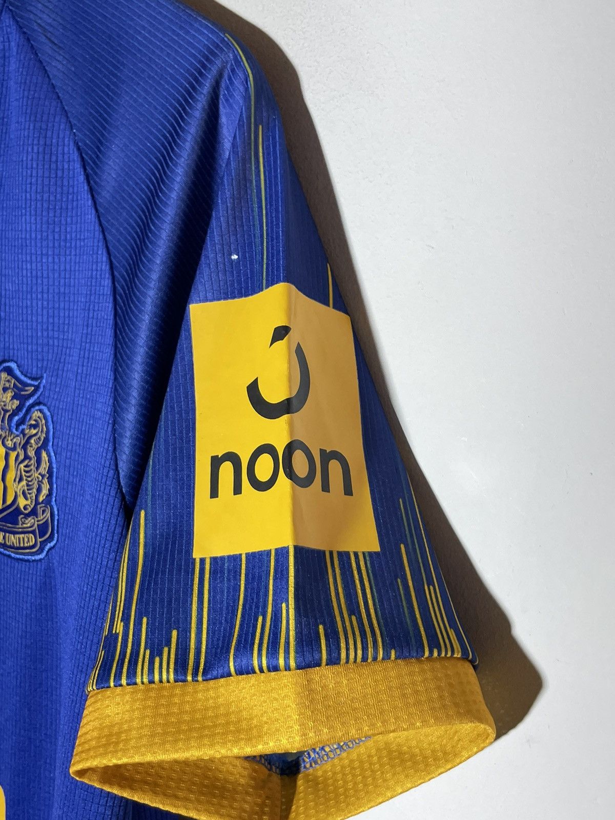 Castore NWT Newcastle United Castore 2022/23 Away Football Shirt Size US S / EU 44-46 / 1 - 4 Thumbnail
