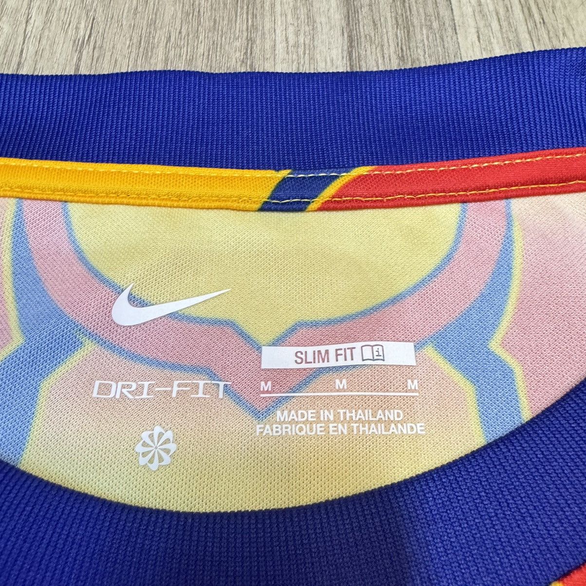 Nike Barcelona 24/25 training shirt (Bnwt) Size US M / EU 48-50 / 2 - 6 Thumbnail