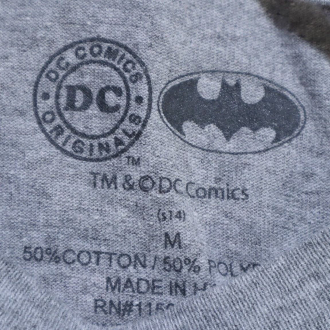 DC Comics DC Comics Batman Funko Solid T-Shirt Gray Men's M Shirt Short Sleeve Crew Neck Regular Fit Size M Batman Gray Solid DC Comics Mens Shirt Size US M / EU 48-50 / 2 - 5 Thumbnail