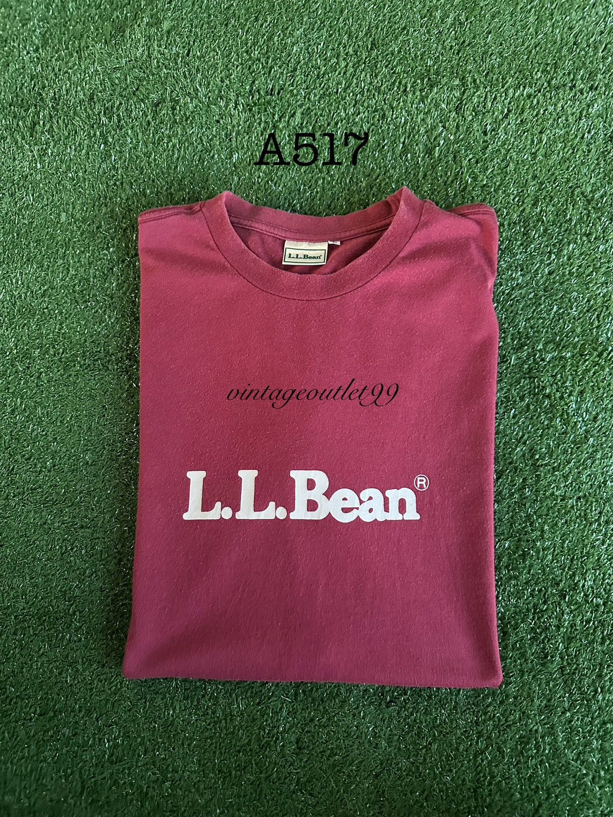 L.L. Bean Vintage 90s LL Bean Center Spell Out Tshirt A517 Size US L / EU 52-54 / 3 - 10 Thumbnail