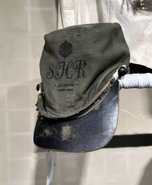 Share Spirit Homme Share Spirit Early Beaded Patchwork Leather Military Cap Size ONE SIZE - 3 Thumbnail