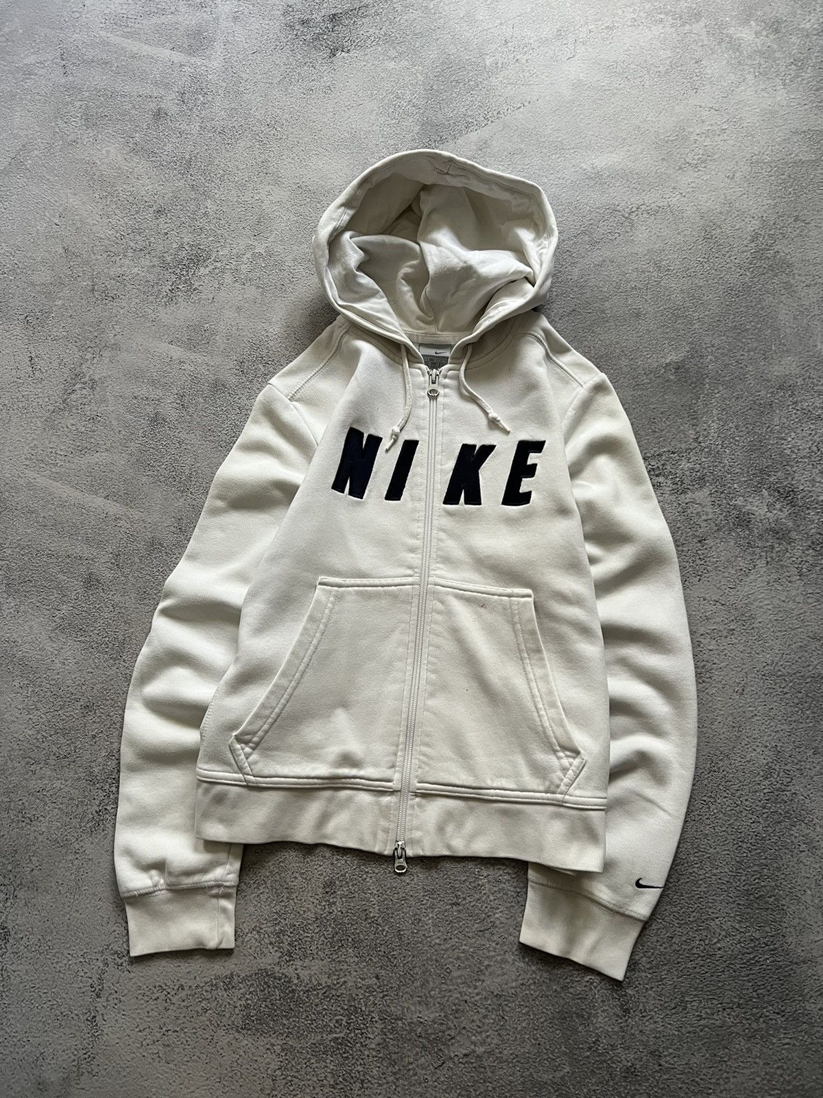 Vintage Y2k Nike🤍 White Sellout Logo Zip Hoodie White 00’s