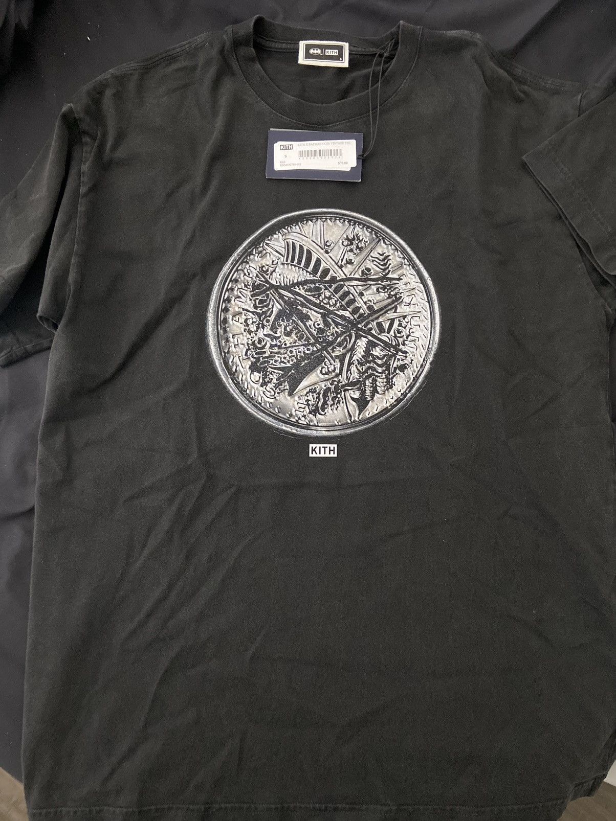 Kith Batman Coin Vintage Tee size Small Black