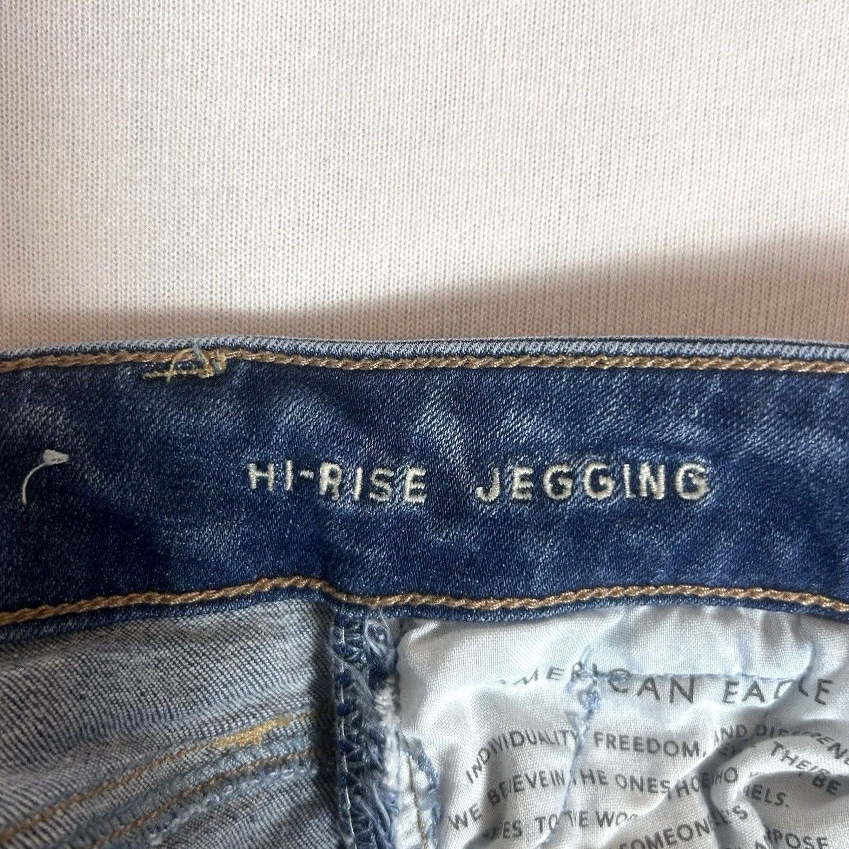 American Eagle Outfitters American Eagle Hi-Rise Jegging Jeans Women’s 00 Short Blue Next Level Stretch AE Size 25" / US 0 / IT 36 - 4 Thumbnail