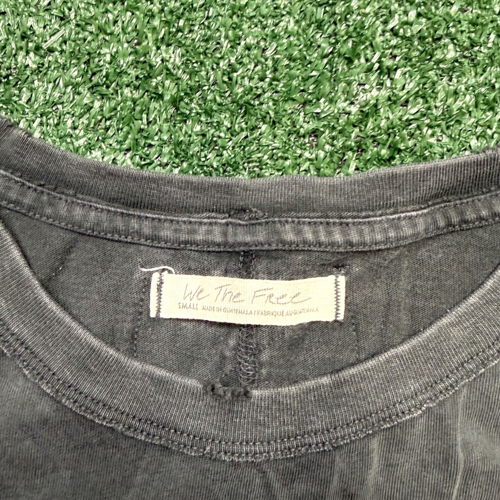 Vintage We The Free Shirt Womens S Black Gray Long Sleeve Oversized Tee Casual T Size S / US 4 / IT 40 - 2 Thumbnail