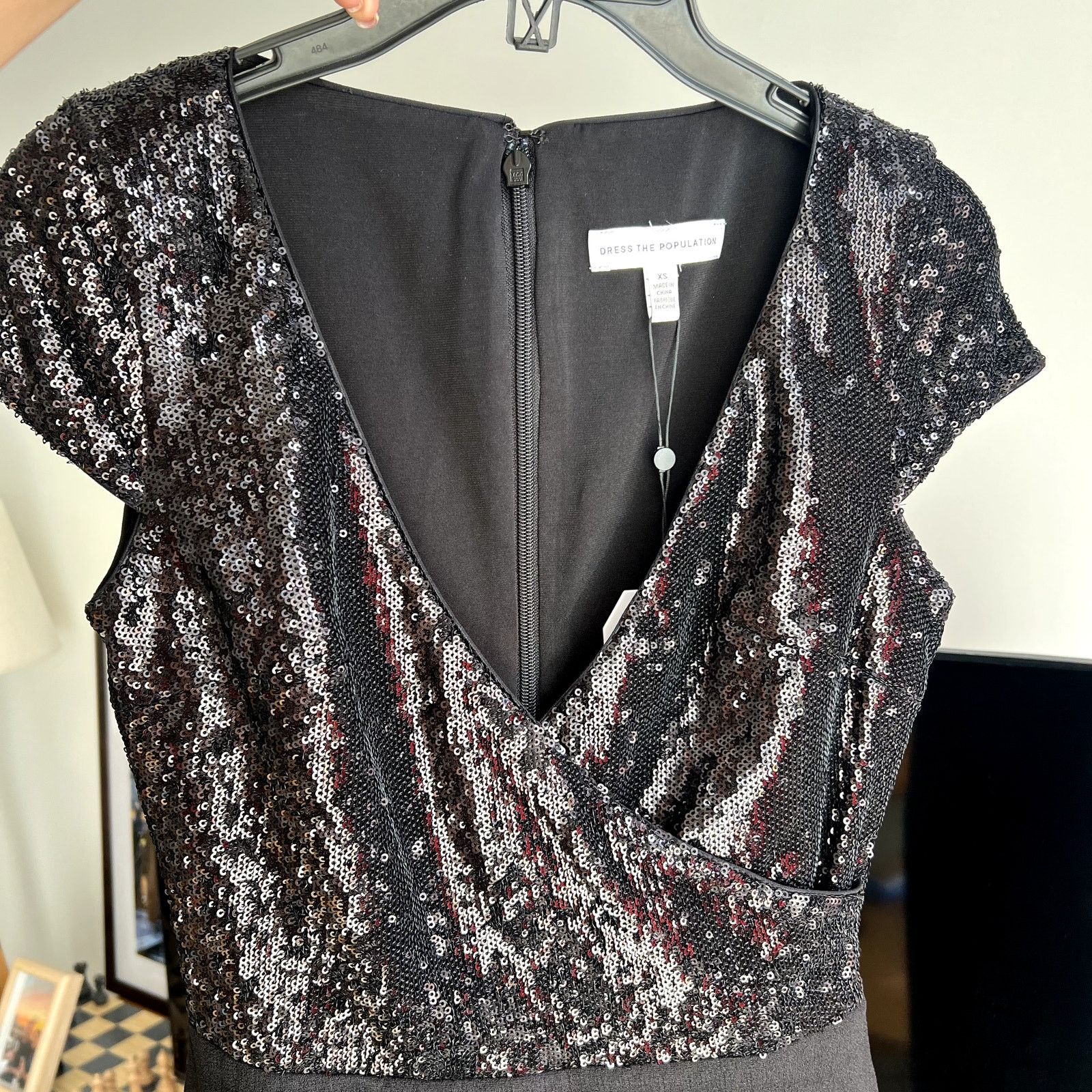 Dress the Population Dress The Population Jaleah Bodycon Midi Dress Black size XS Size XS / US 0-2 / IT 36-38 - 8 Thumbnail