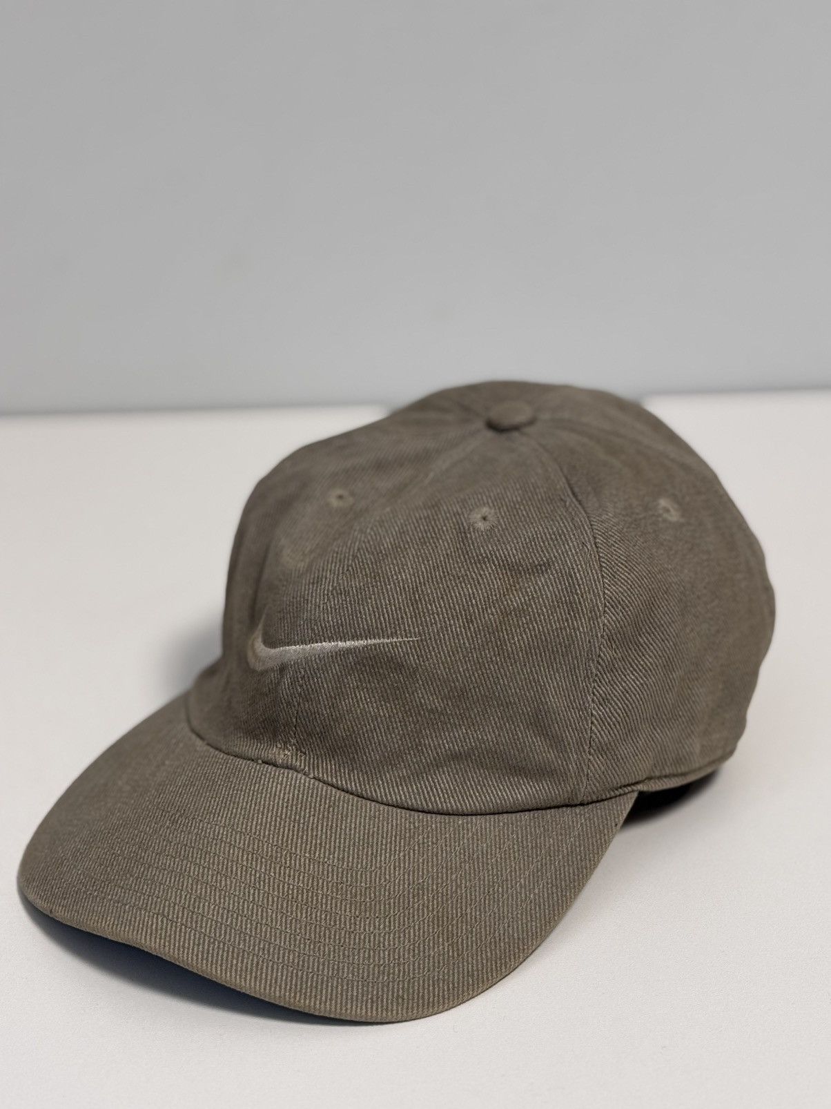 Vintage Nike Vintage Cap Y2K style hype Swoosh Size ONE SIZE - 1 Thumbnail