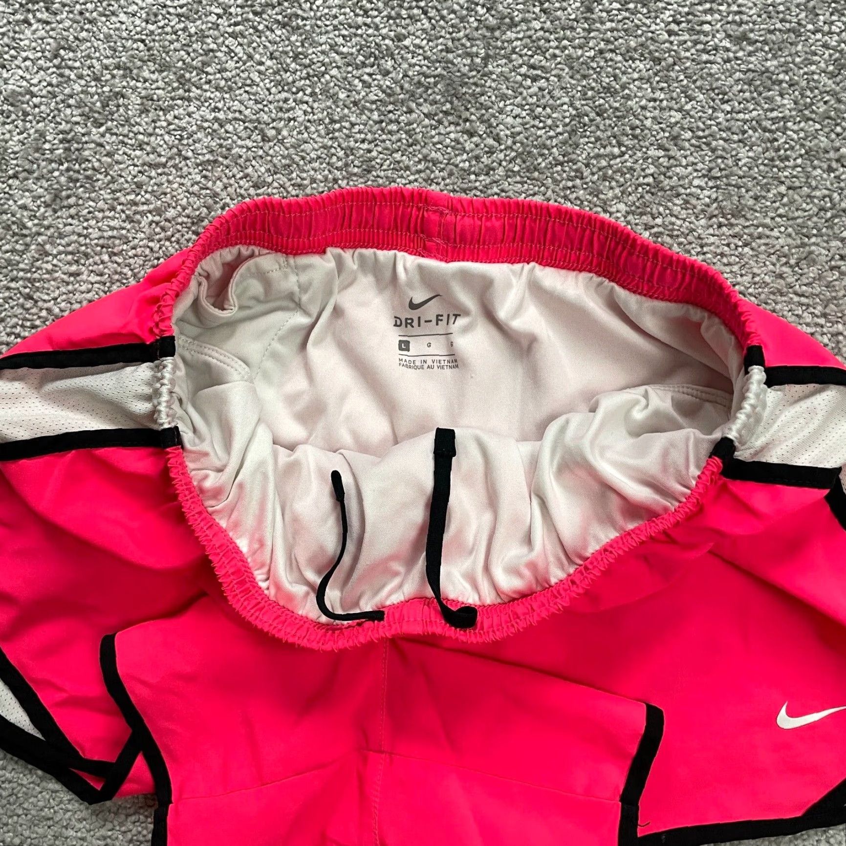 Nike Nike Dri-Fit Active Shorts Womens Large Pink Elastic Drawstring Gym Running 25x4 Size 36" / US 14 / IT 50 - 5 Thumbnail