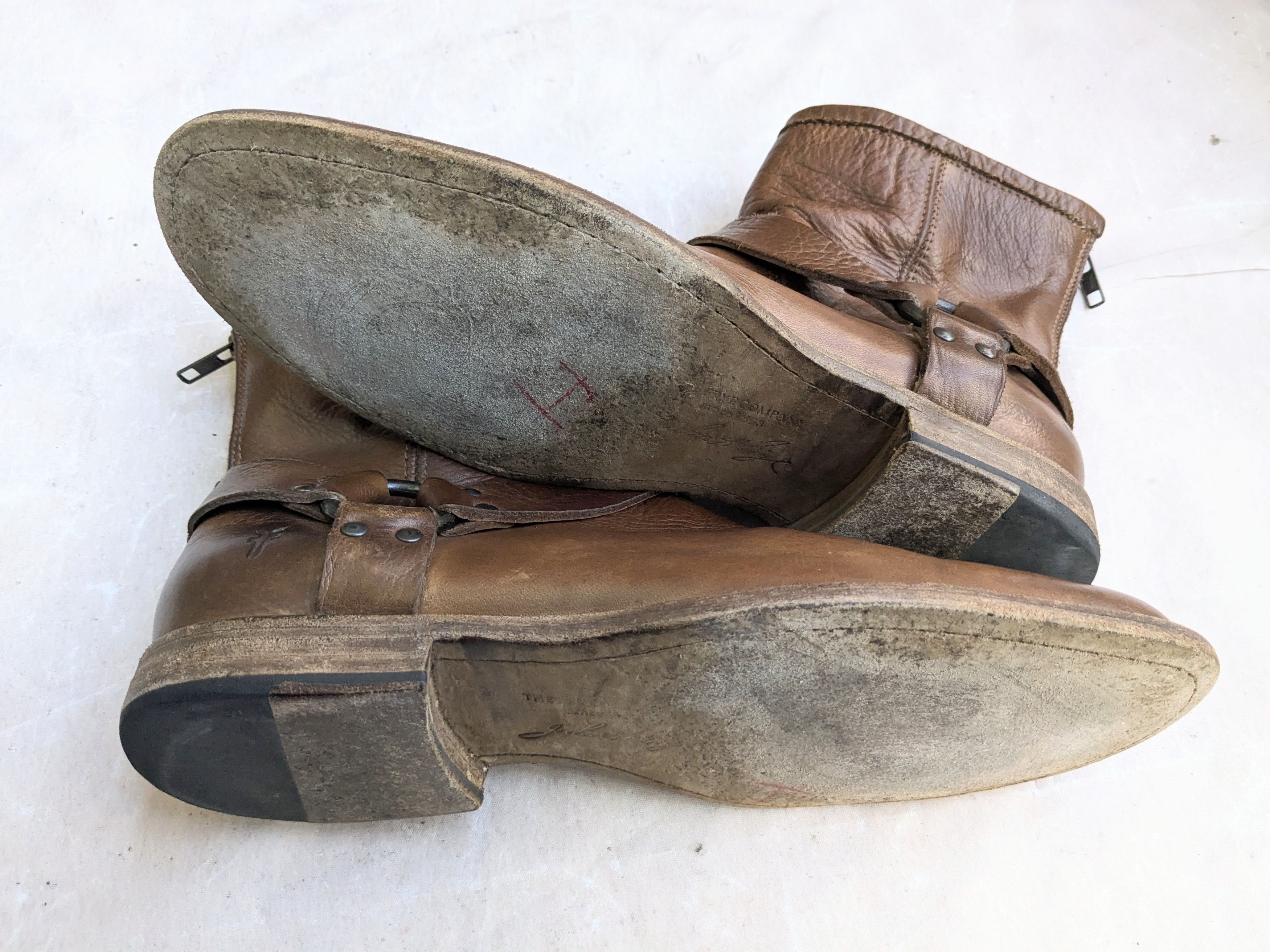 Frye Frye Harness Boots Brown Leather 9 D Leather Buckle Size US 9 / EU 42 - 17 Thumbnail