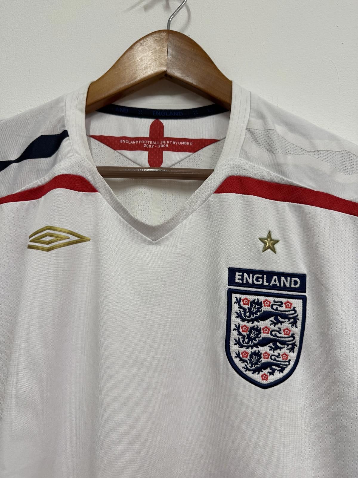 Umbro England National Football Team Umbro Jersey 2007-2009 Size US L / EU 52-54 / 3 - 3 Thumbnail