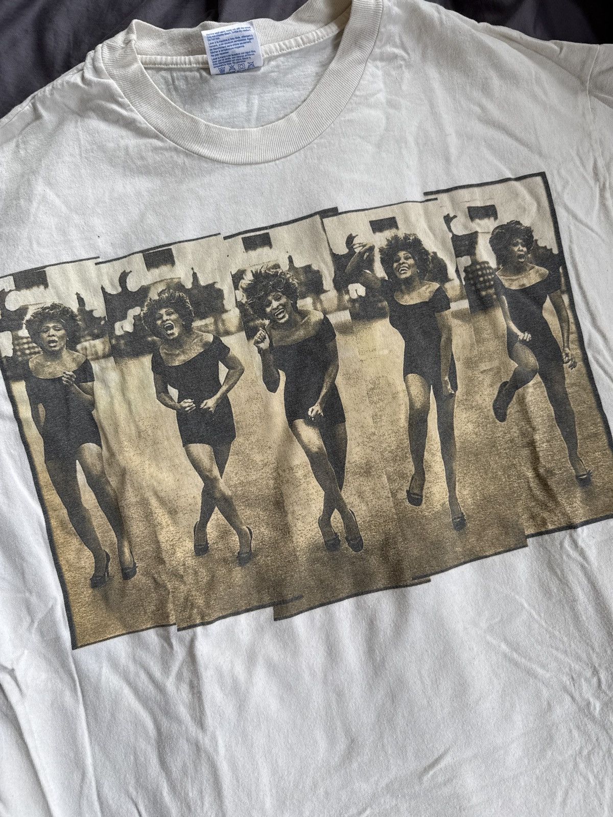 Vintage Vintage 1996 Tina Turner ‘Wildest Dreams’ Tour Size US XL / EU 56 / 4 - 1 Thumbnail