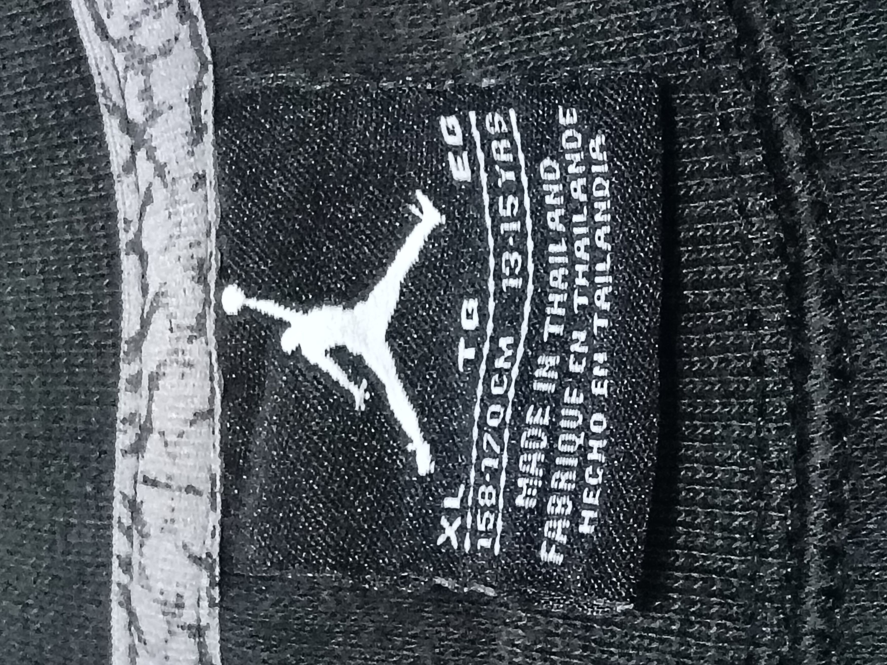 Jordan Brand AIR JORDAN BIG LOGO SWEATSHIRT Size US XL / EU 56 / 4 - 2 Thumbnail