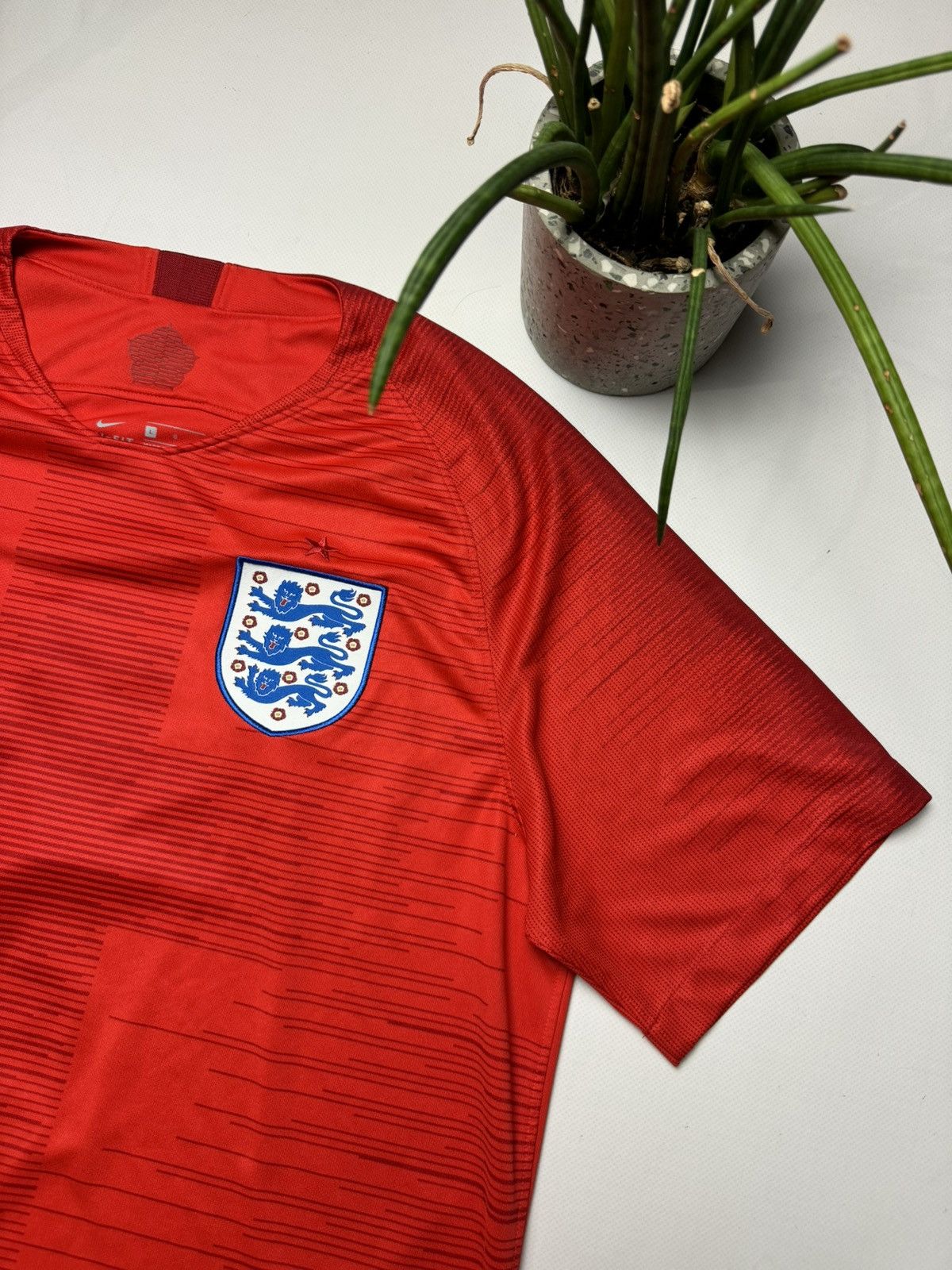 Nike Rare vintage England Nike soccer jersey Lingard Size US L / EU 52-54 / 3 - 4 Thumbnail