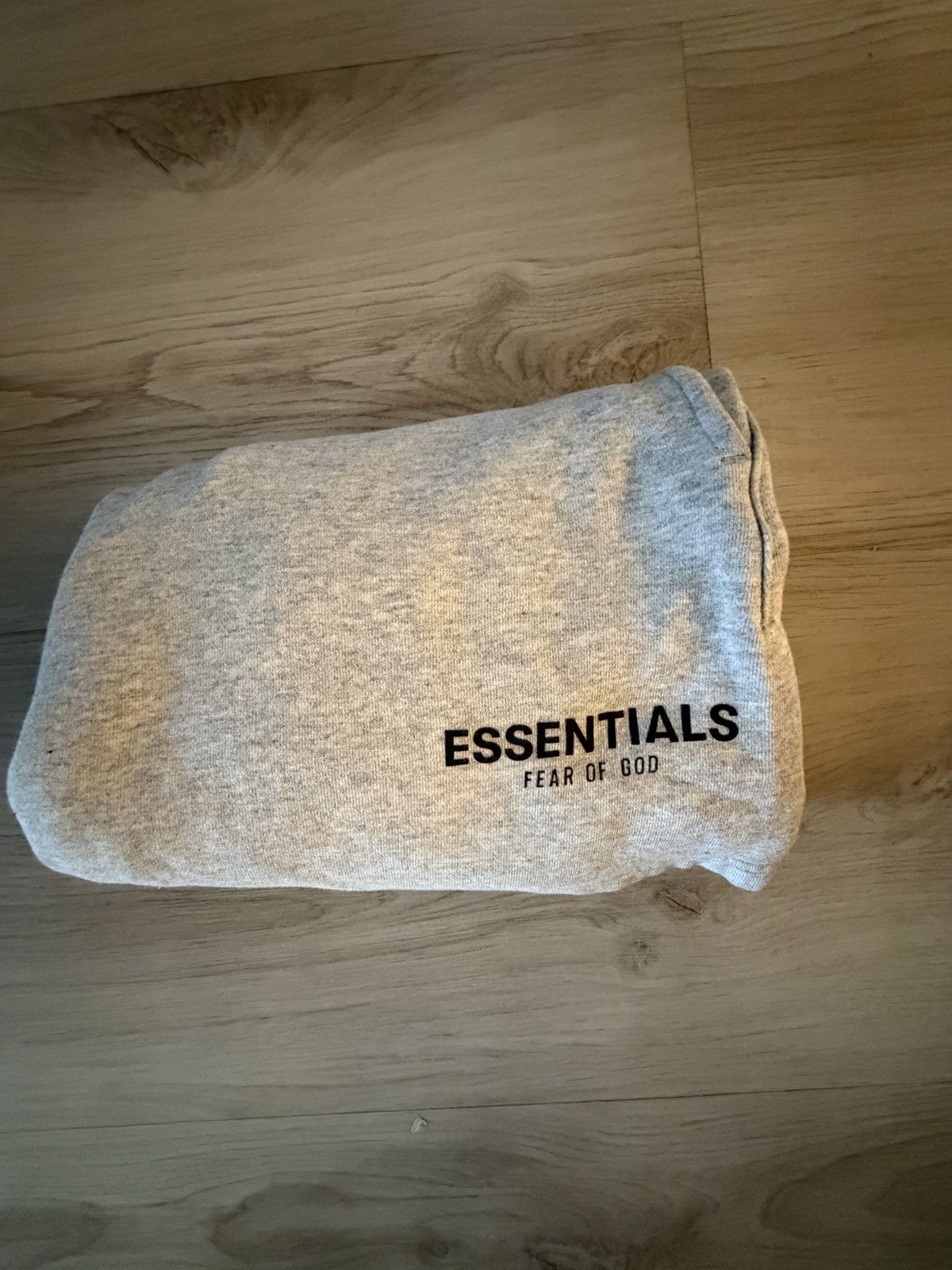 Essentials ESSENTIALS FEAR OF GOD GREY SHORTS SIZE XXS Size US 27 - 10 Thumbnail