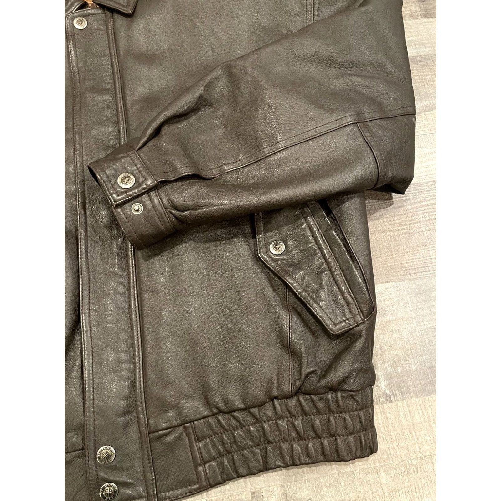 Vintage VINTAGE St. John's Bay Black Leather Jacket Bomber Biker Quilted Lined Men’s L Size US L / EU 52-54 / 3 - 5 Thumbnail