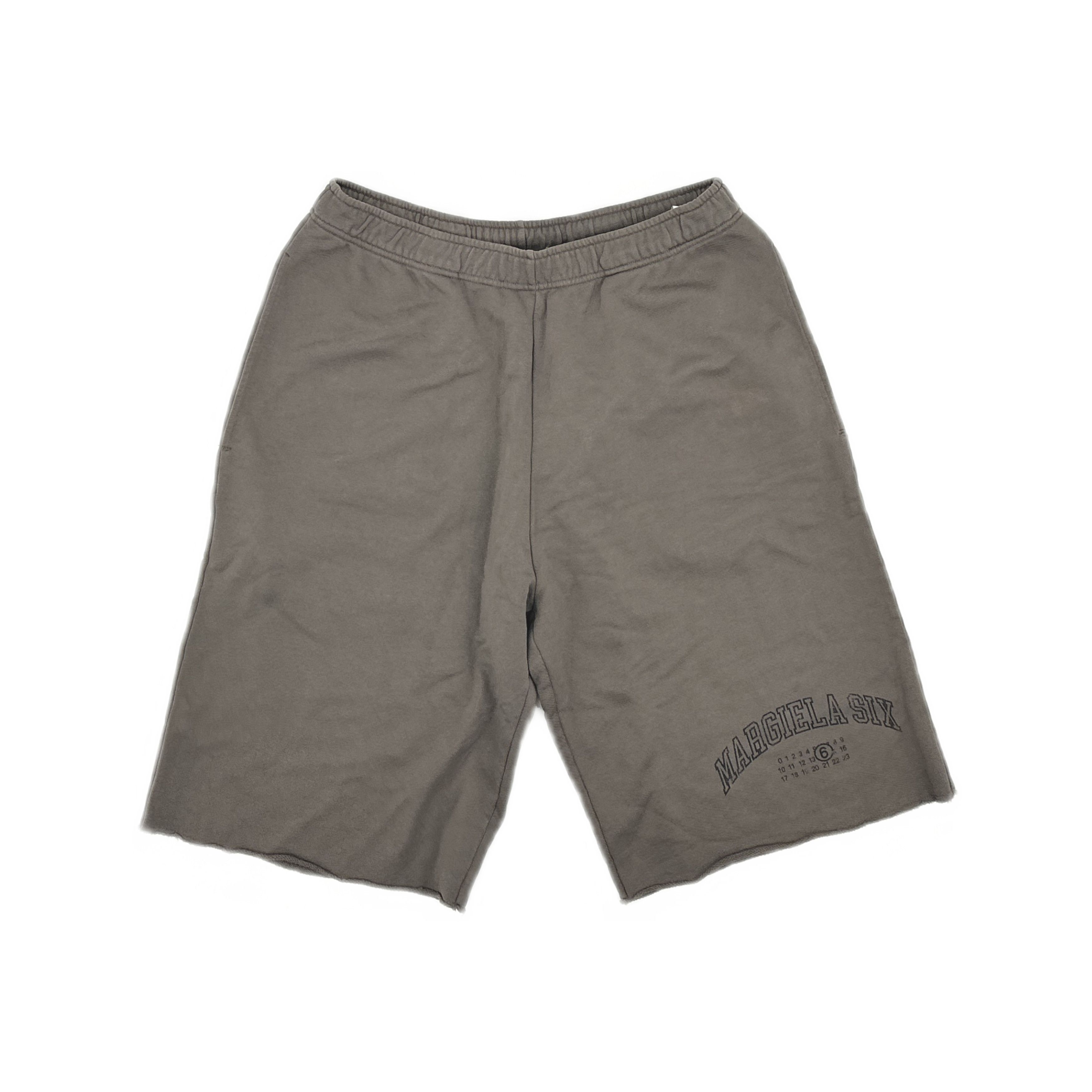 MM6 MM6 Maison Margiela Logo Shorts Size M Size US 32 / EU 48 - 1 Thumbnail