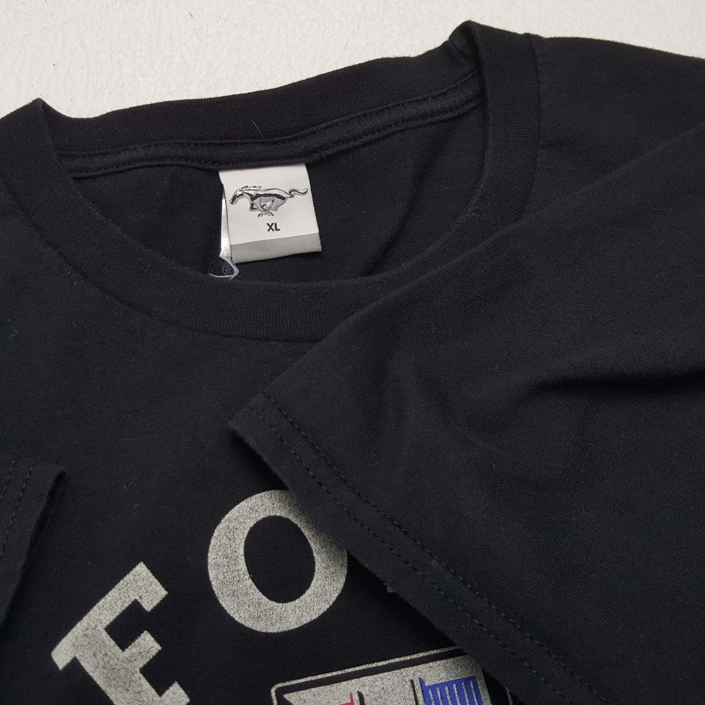 Ford × Mustang FORD MUSTANG Center Logo Design Motorsports Tshirt Size US L / EU 52-54 / 3 - 6 Thumbnail
