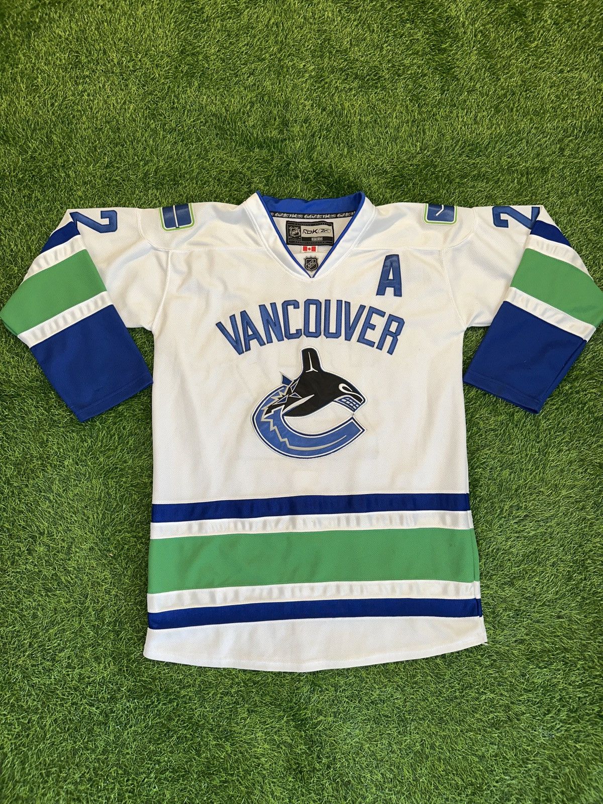 NHL Nhl reebok vancouver canucks daniel sedin jersey size 52 Size US L / EU 52-54 / 3 - 1 Thumbnail