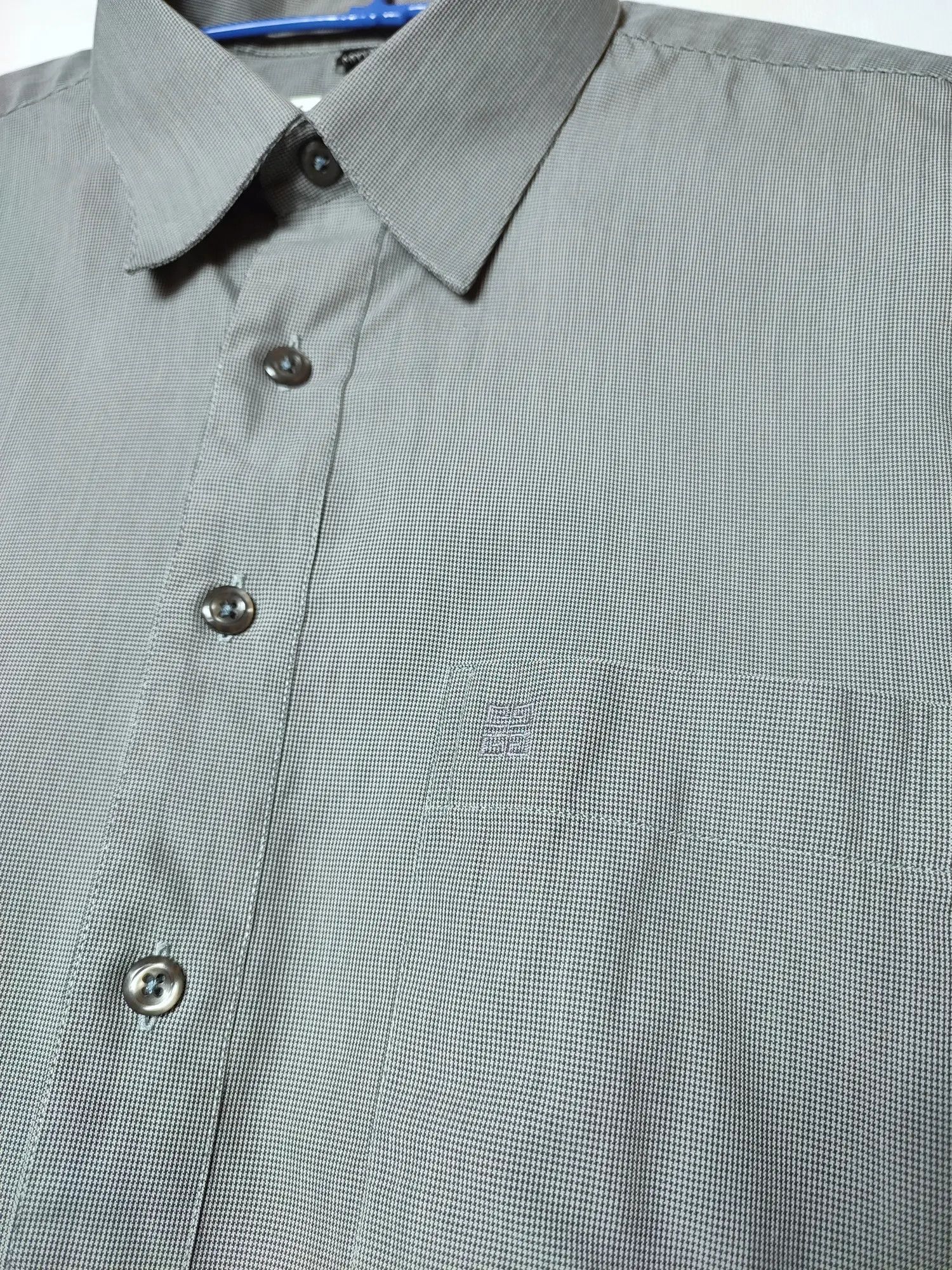 Designer Givenchy Gentleman Paris 4G Logo Button-up Shirt Size US M / EU 48-50 / 2 - 3 Thumbnail