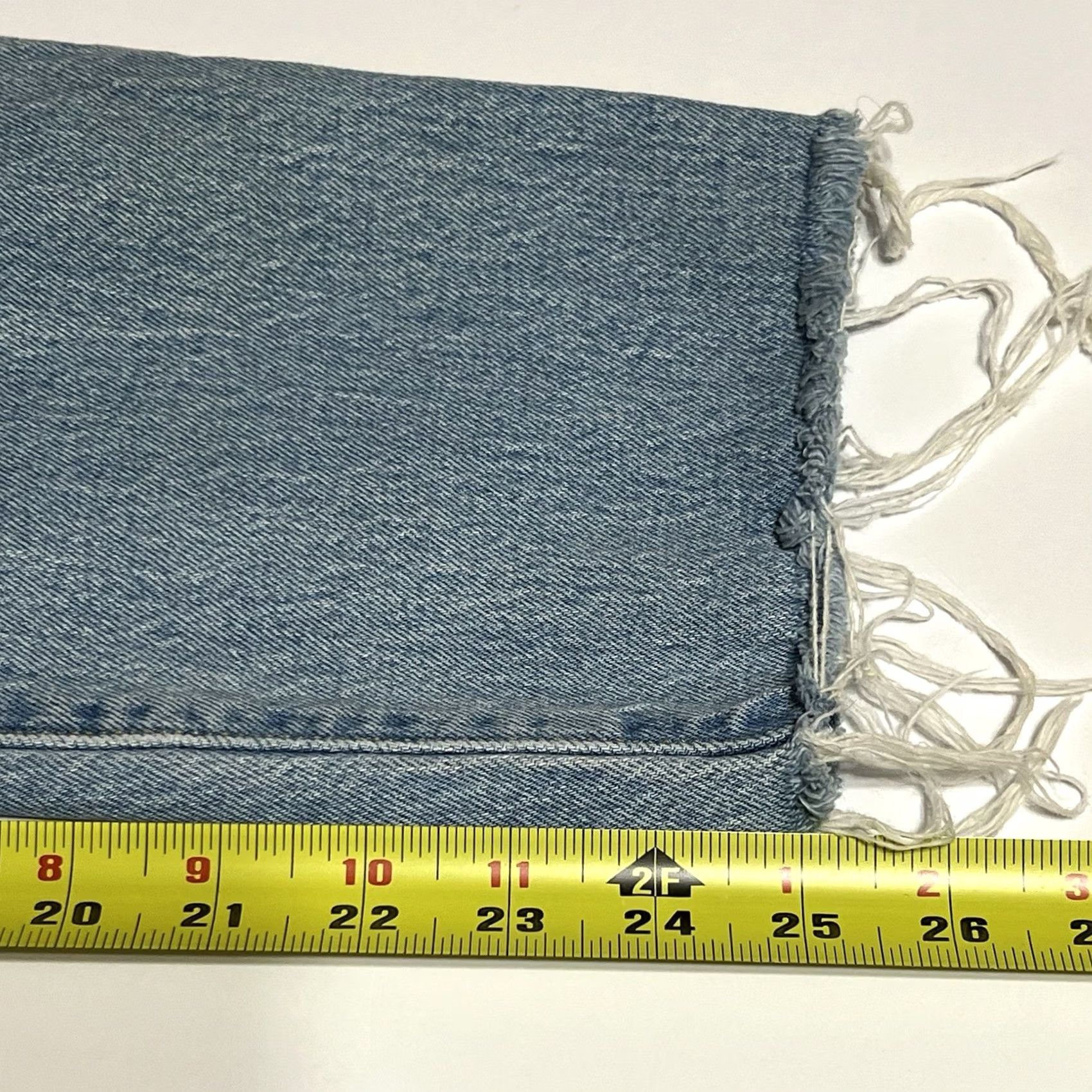 Levi's Levi's 501 Jeans Womens 27x25 Cropped High Rise Straight Blue Medium Denim 5-Pocket Button Closure Frayed Hems Vintage No Womens Size 27" / US 4 / IT 40 - 6 Thumbnail