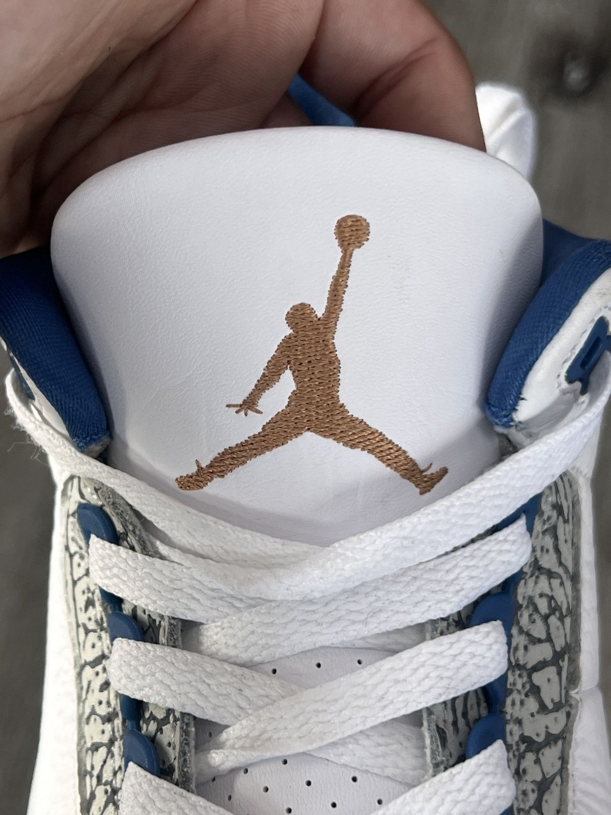 Jordan Brand Air Jordan 3 Retro “Wizards” **PRE-OWNED** Size US 9.5 / EU 42-43 - 7 Thumbnail