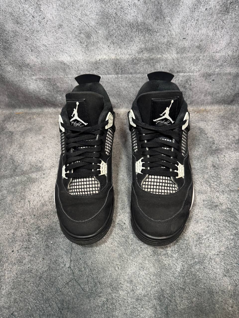 Jordan Brand Size 11.5 | Jordan 4 White Thunder No Box | Pre-Owned Size US 11.5 / EU 44-45 - 2 Thumbnail