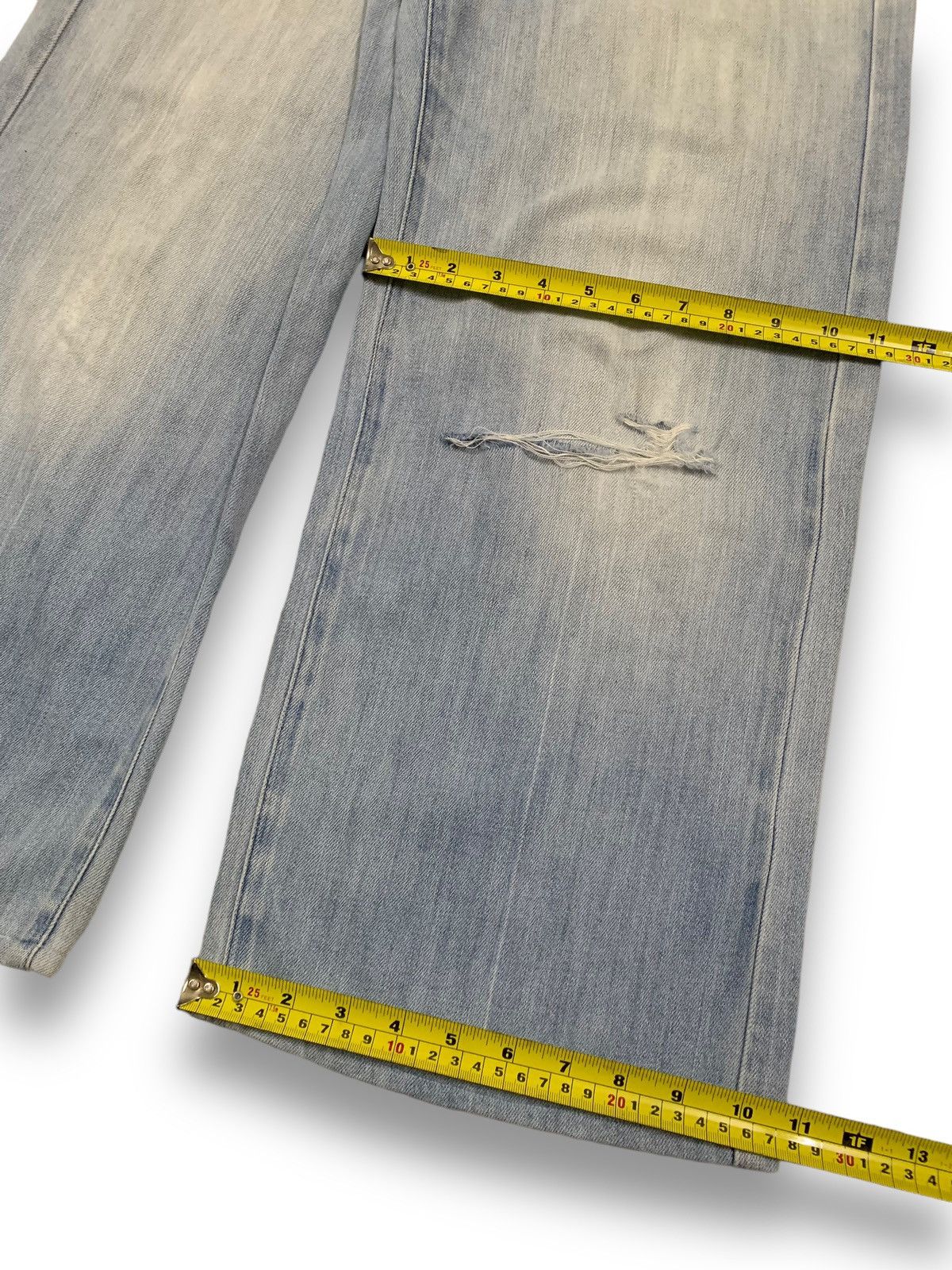 Japanese Brand Vintage Y2K Japanese Brand Baggy Wide Leg Distressed Jeans Size 26" / US 2 / IT 38 - 15 Thumbnail