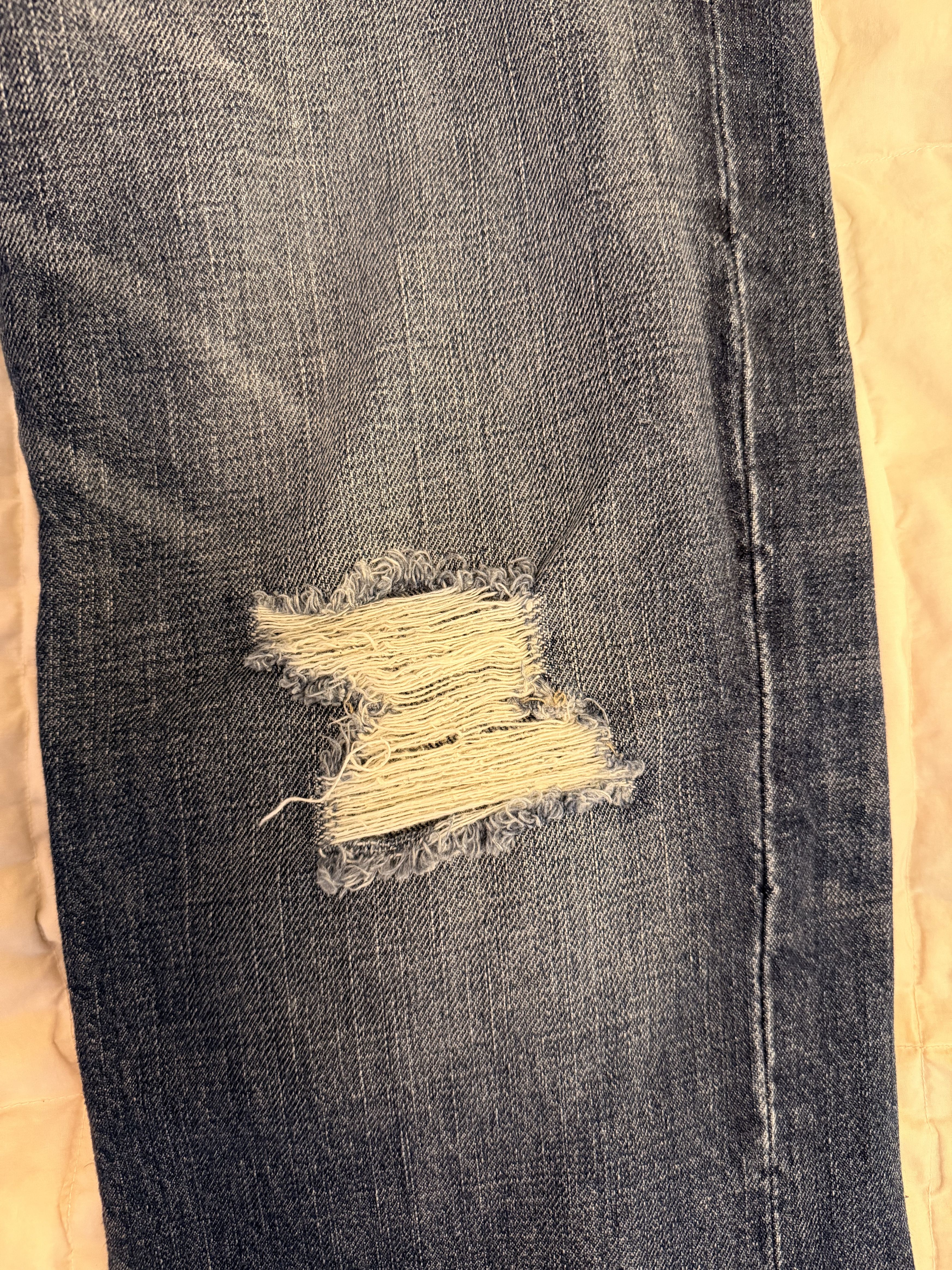 Abercrombie & Fitch Abercrombie & Fitch Low-rise Bootcut Denim Size US 32 / EU 48 - 3 Thumbnail