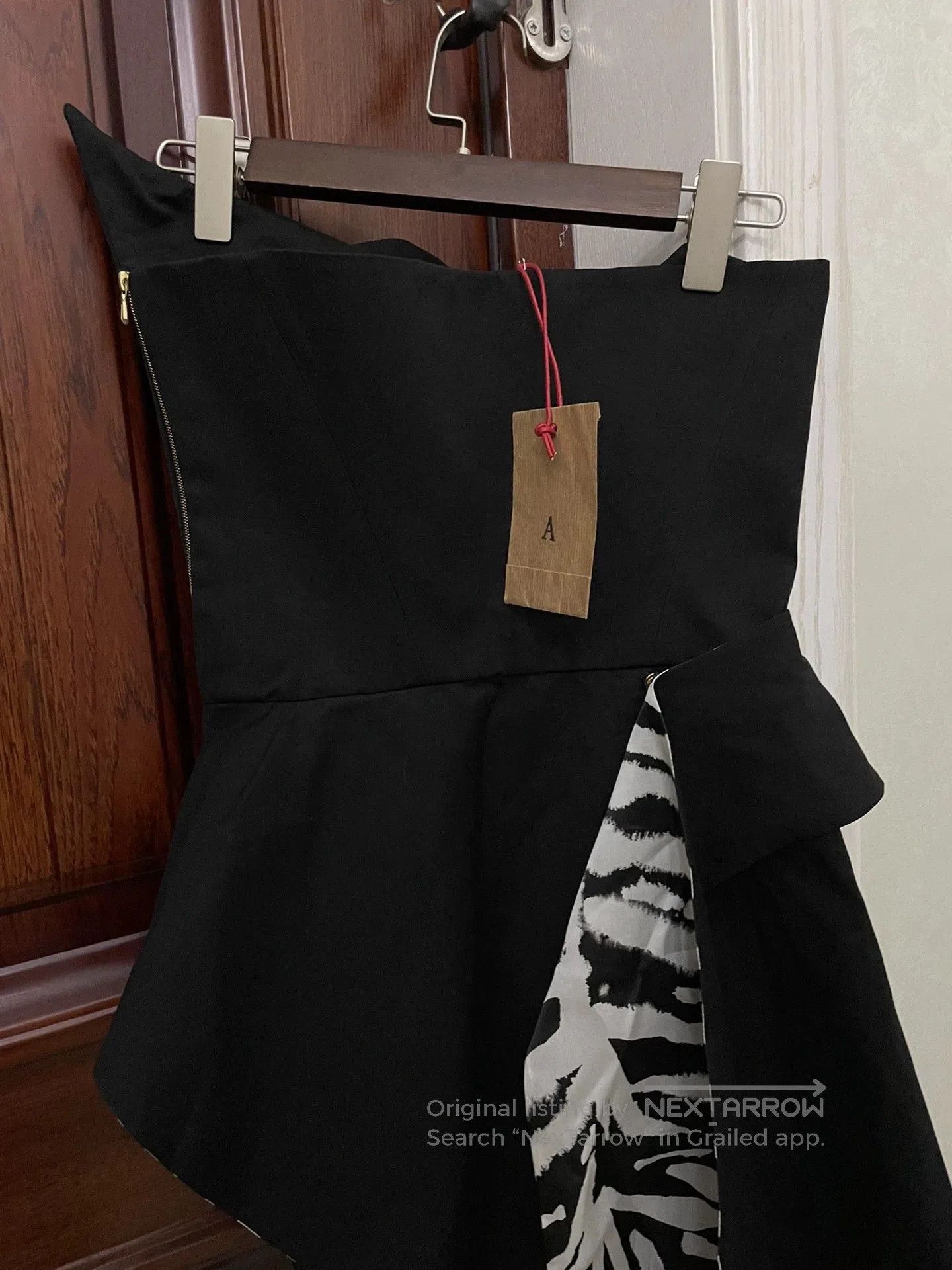Aganovich Aganovich Strapless Dress with Unique Cut. Size S / US 4 / IT 40 - 8 Thumbnail